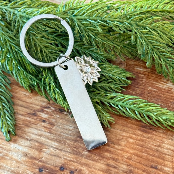 Sunflower Charm Keychain with Inspirational Message - Picture 2 of 2